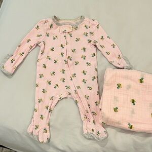 Pink Baby One Piece with  Bee Print and matching blanket